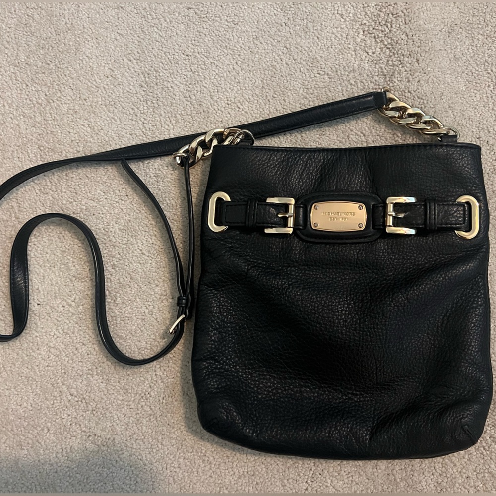 Micheal Kors Black Crossbody Bag